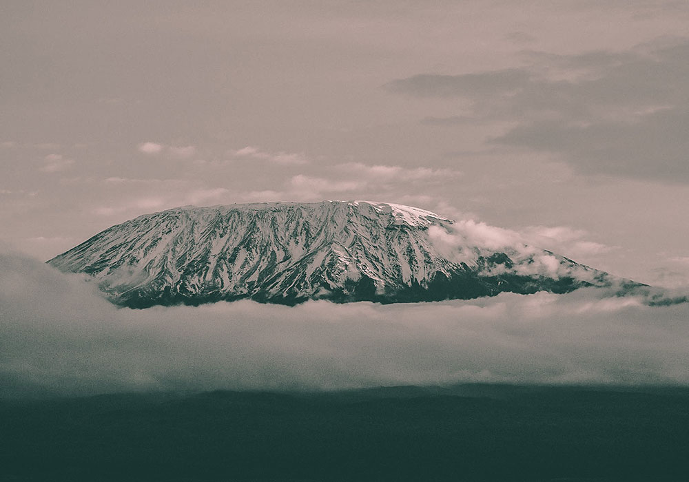 ajabu-adventures-tanzania-kilimanjaro-snow-kl
