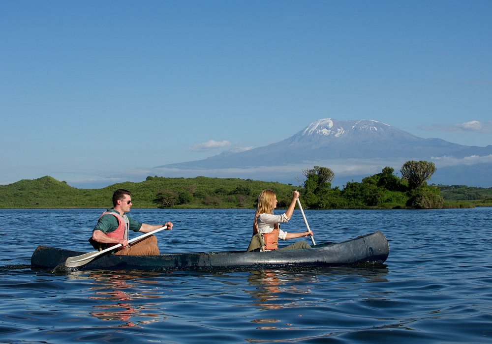 Tanzania canoe safari on the Momella Lakes in Arusha National Park